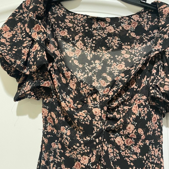 SOLD ON MERCARI - Picture 5 of 7